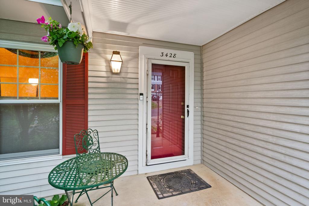 3428 Austin Ct