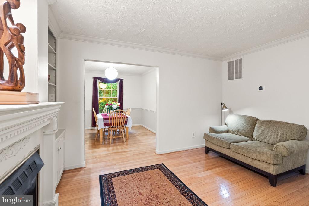 3428 Austin Ct