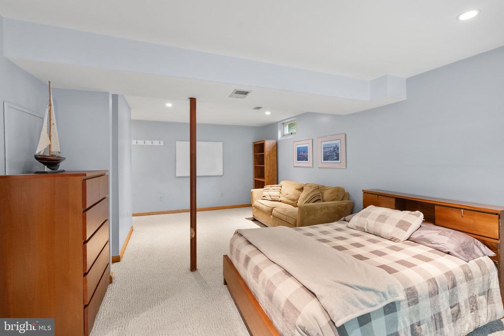 3428 Austin Ct