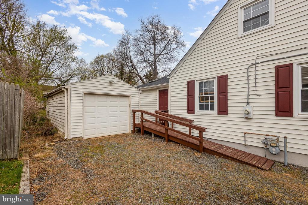 3114 Dashiell Rd