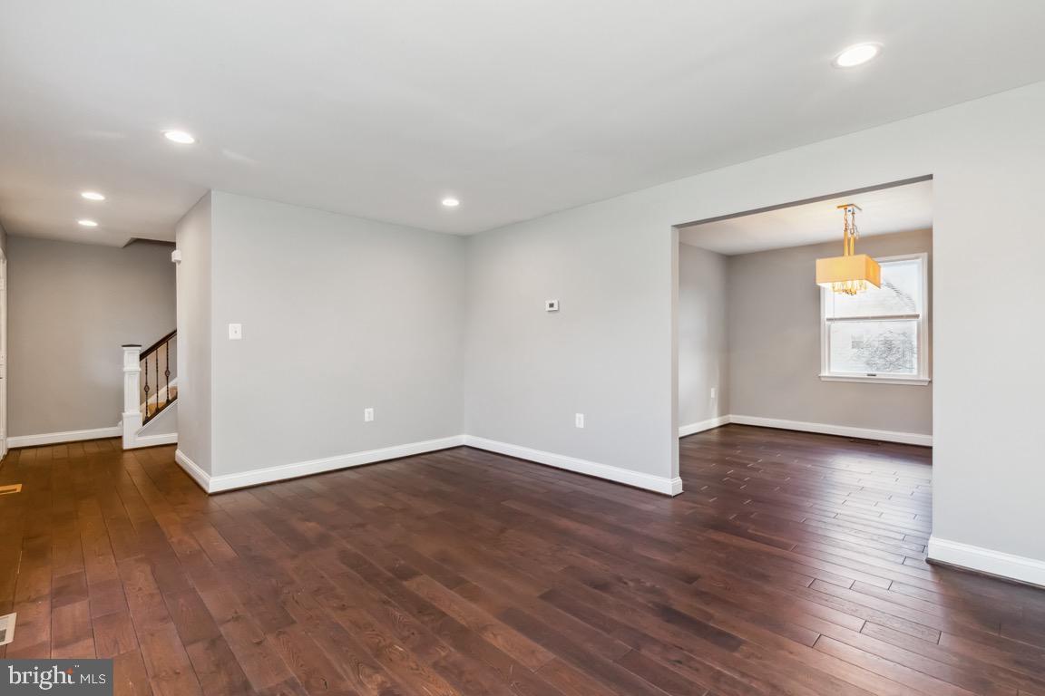 834 MOFFETT FORGE RD