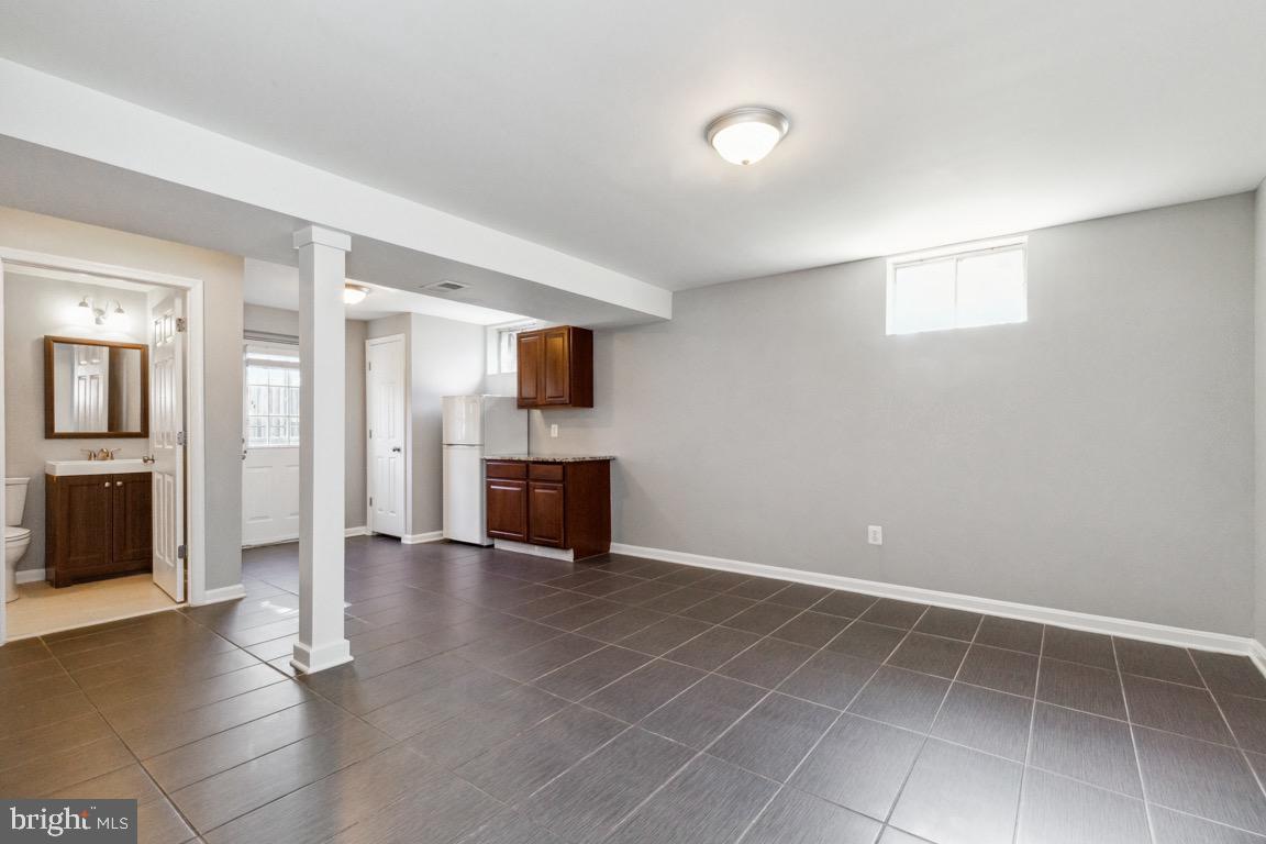 834 MOFFETT FORGE RD