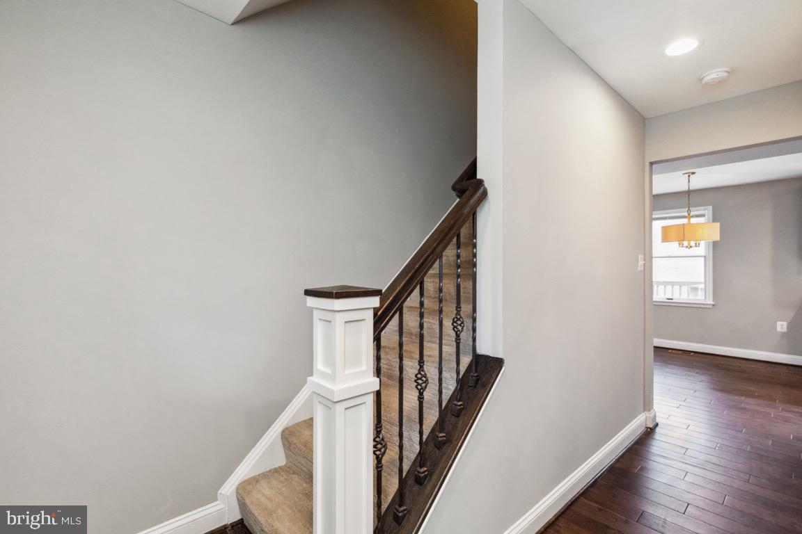 834 MOFFETT FORGE RD