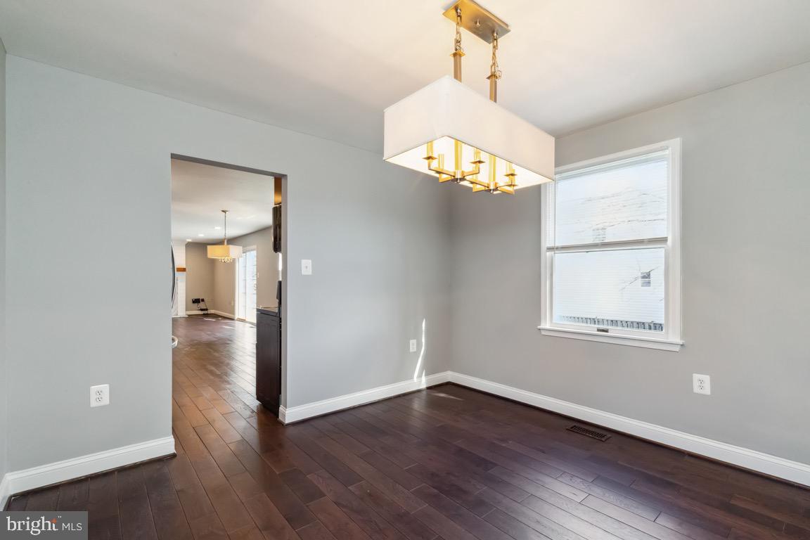 834 MOFFETT FORGE RD