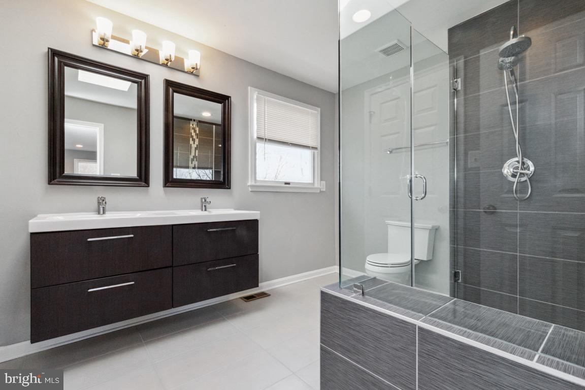 834 MOFFETT FORGE RD