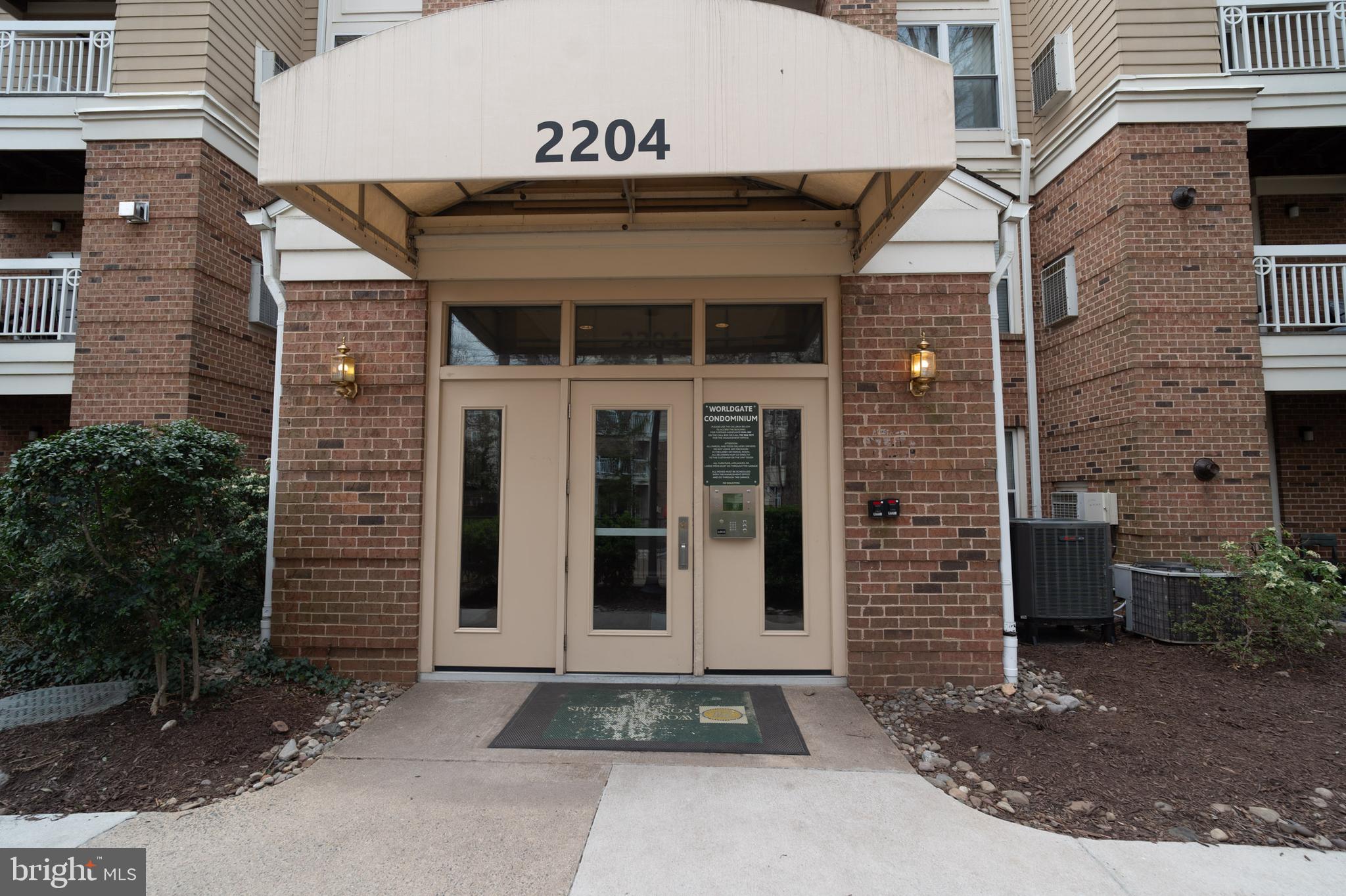2204 Westcourt Ln #311