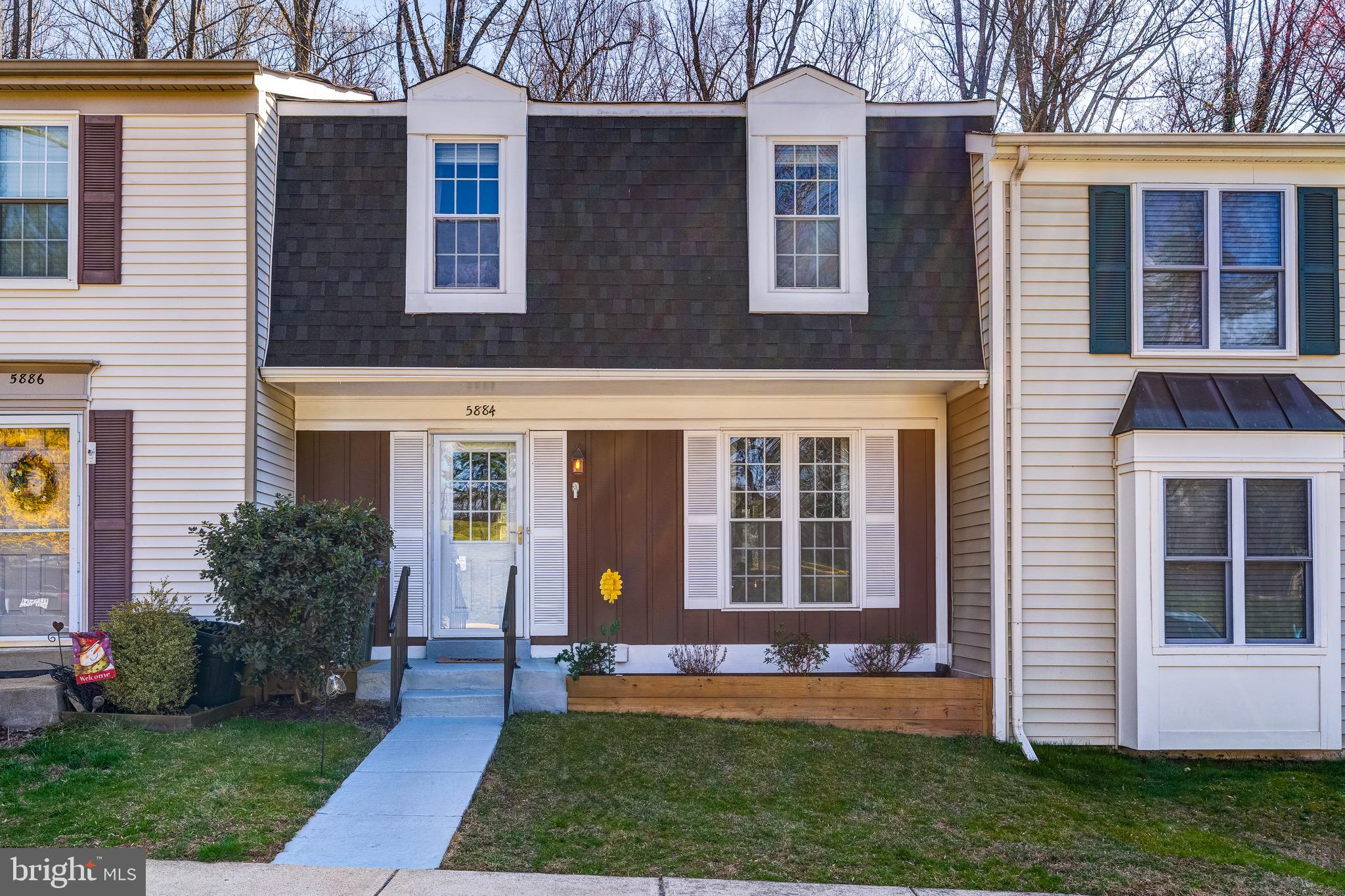 5884 Wood Flower Ct