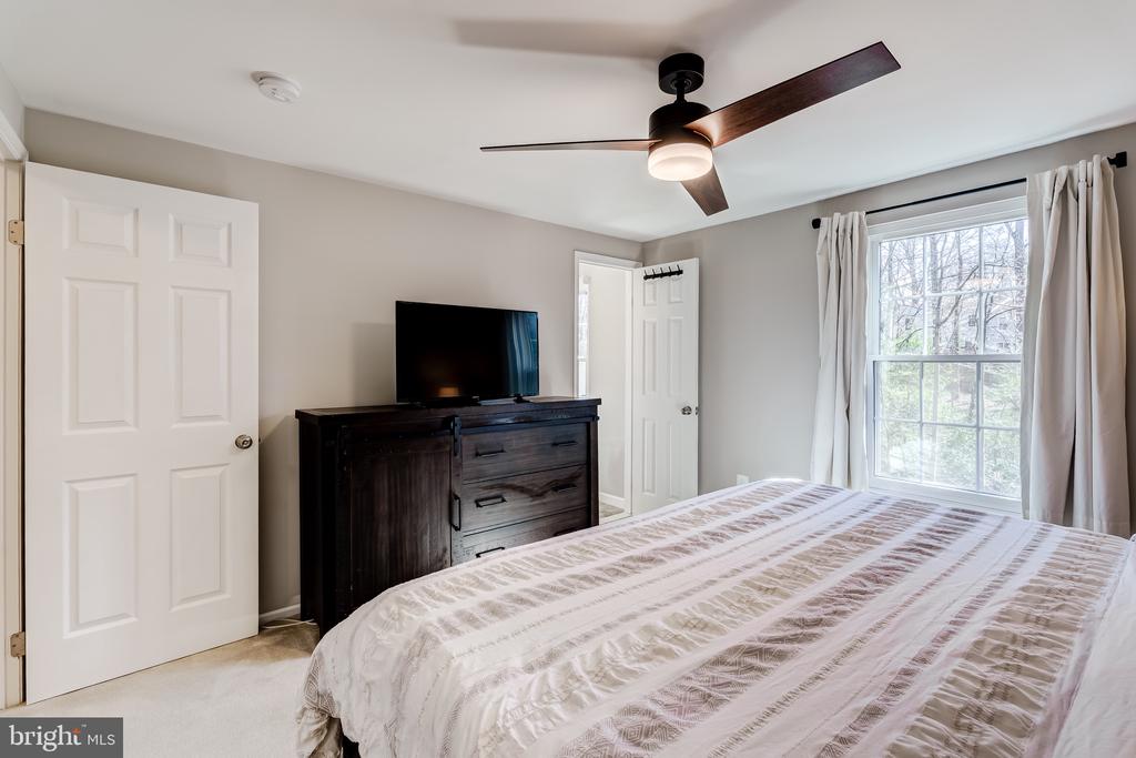 5884 Wood Flower Ct