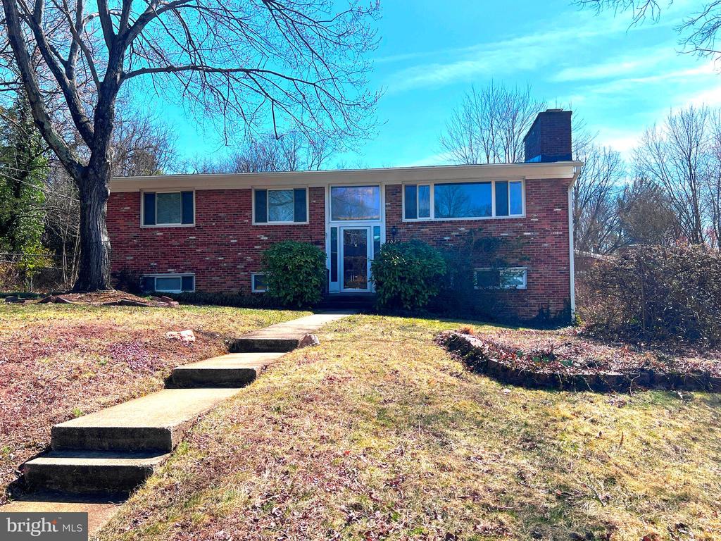 4029 HONEY LN