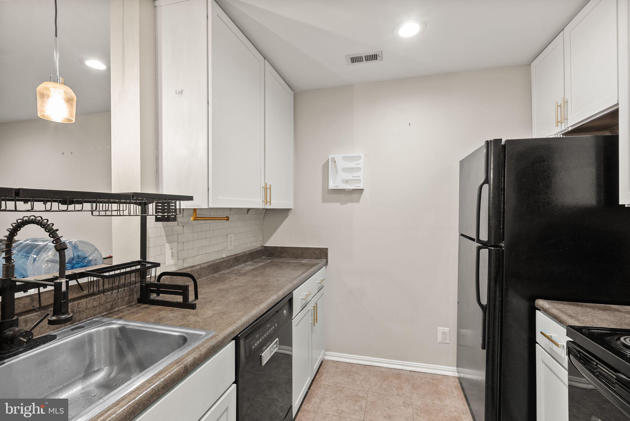 10302 Appalachian Cir #8-209