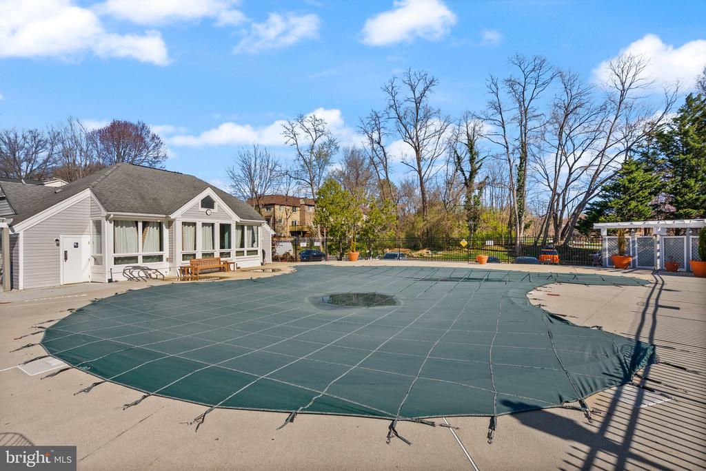 10302 Appalachian Cir #8-209