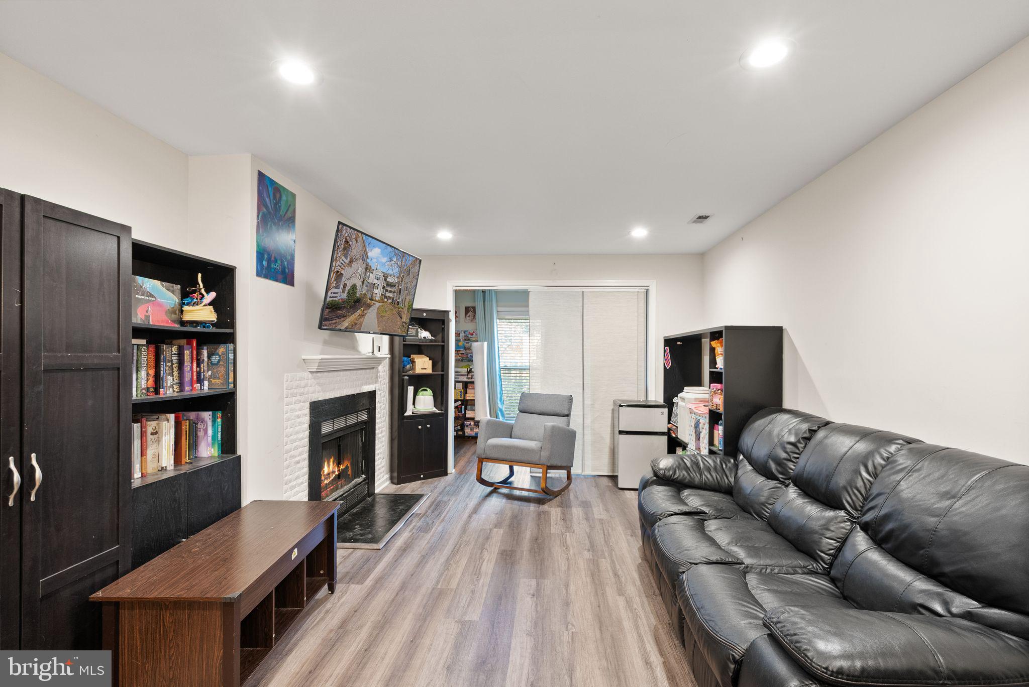 10302 Appalachian Cir #8-209