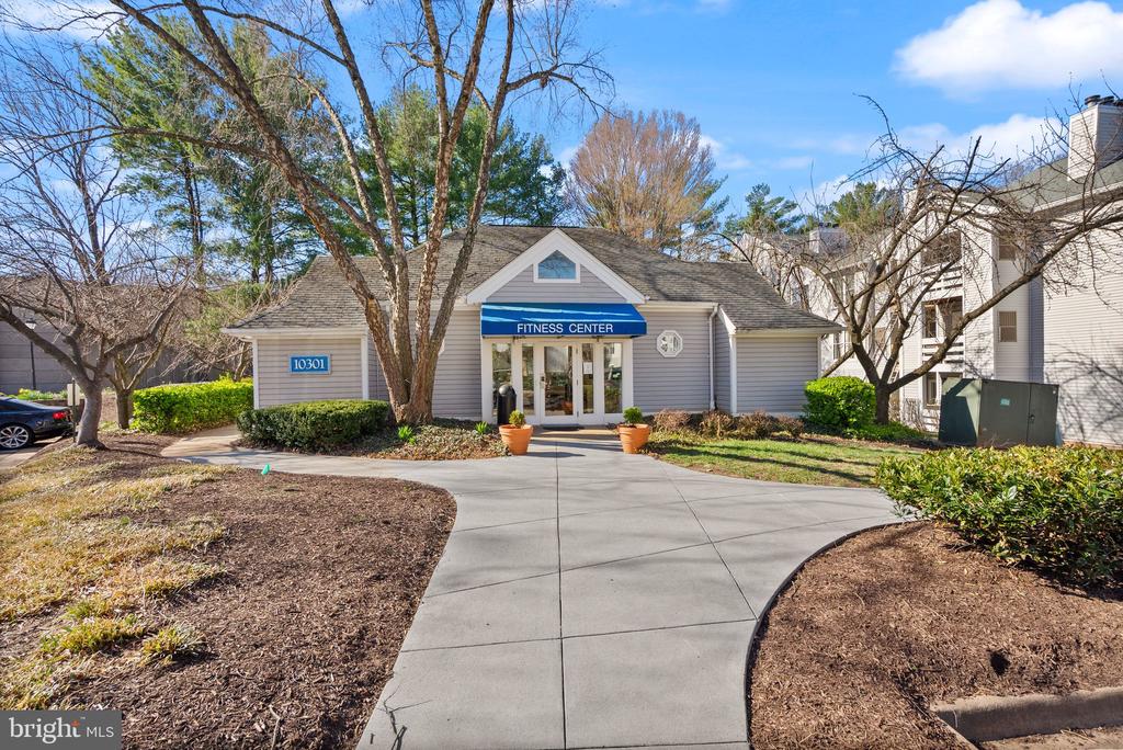 10302 Appalachian Cir #8-209