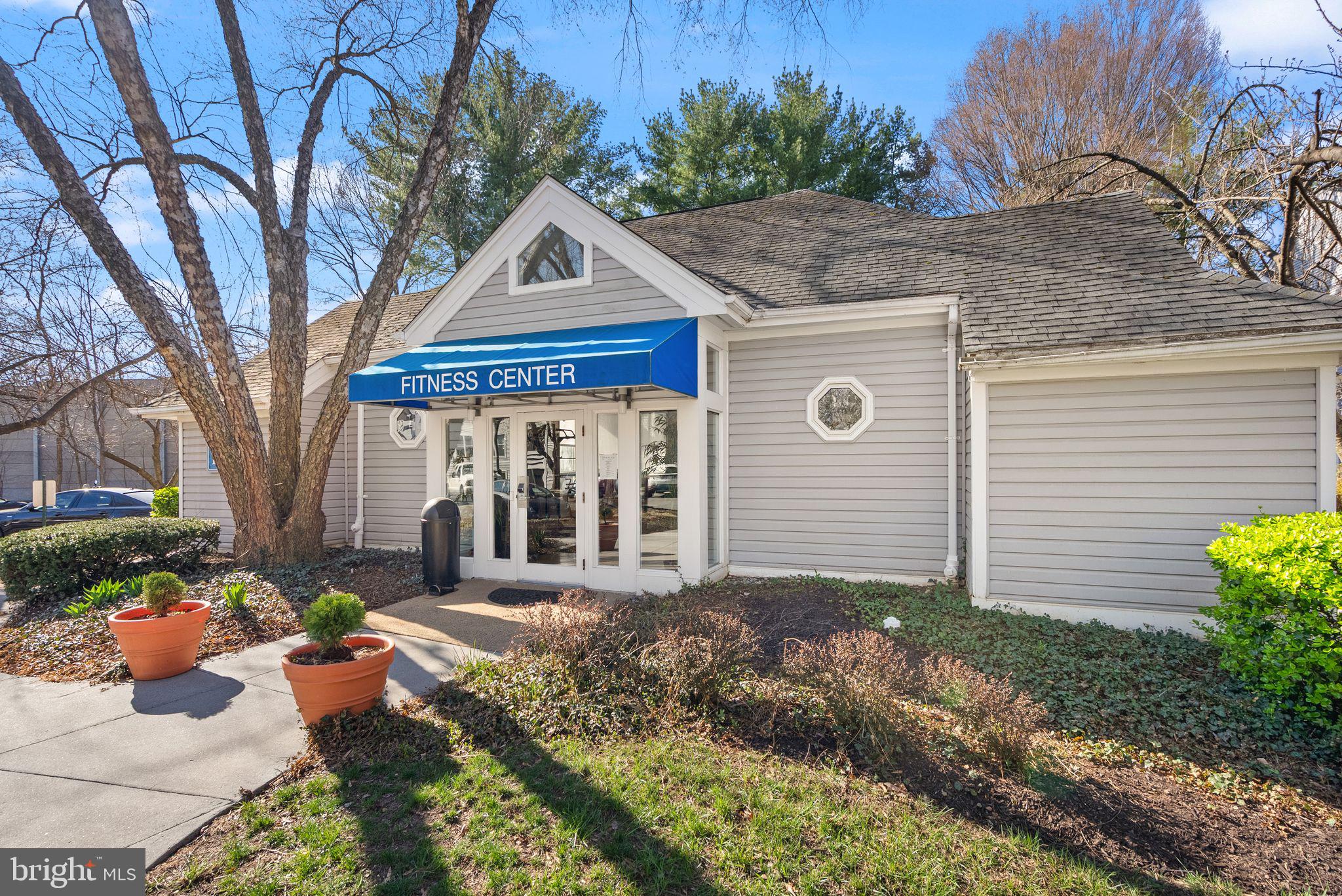 10302 Appalachian Cir #8-209