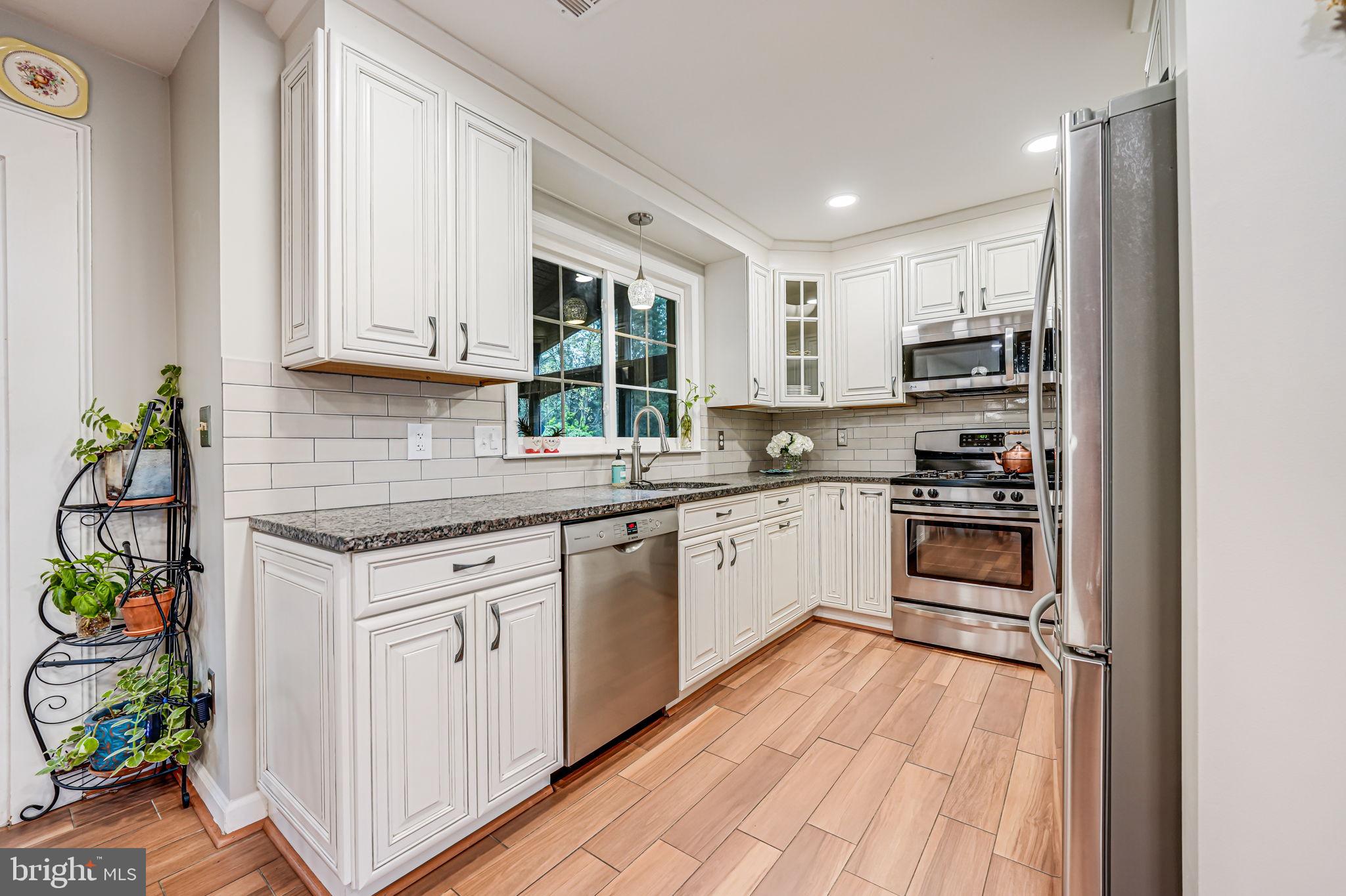 5215 Belle Plains Dr