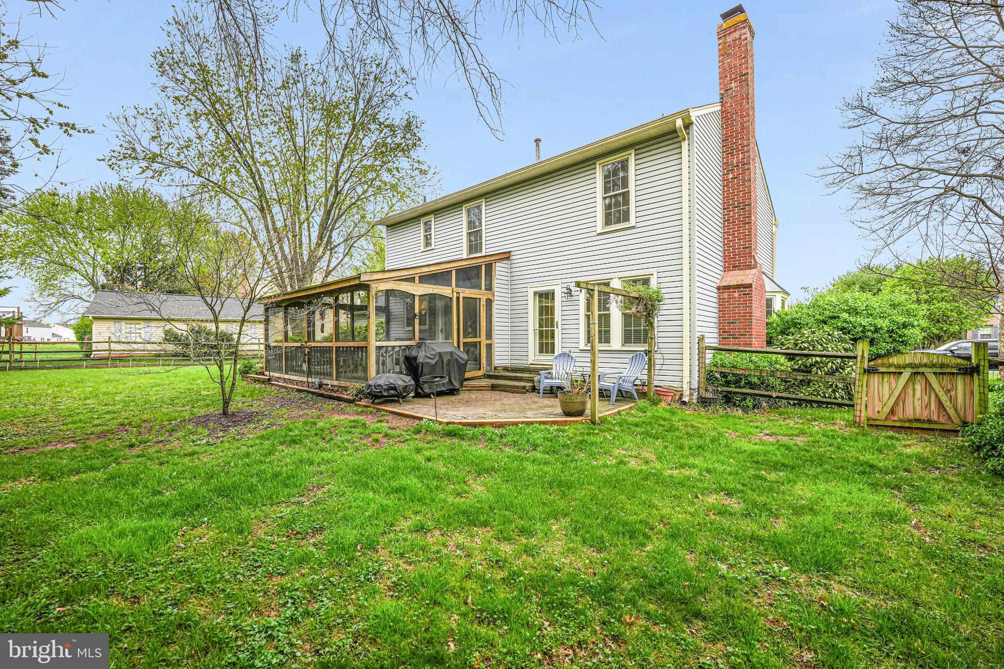 5215 Belle Plains Dr