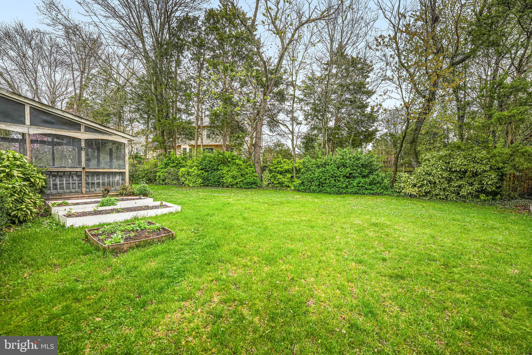 5215 Belle Plains Dr