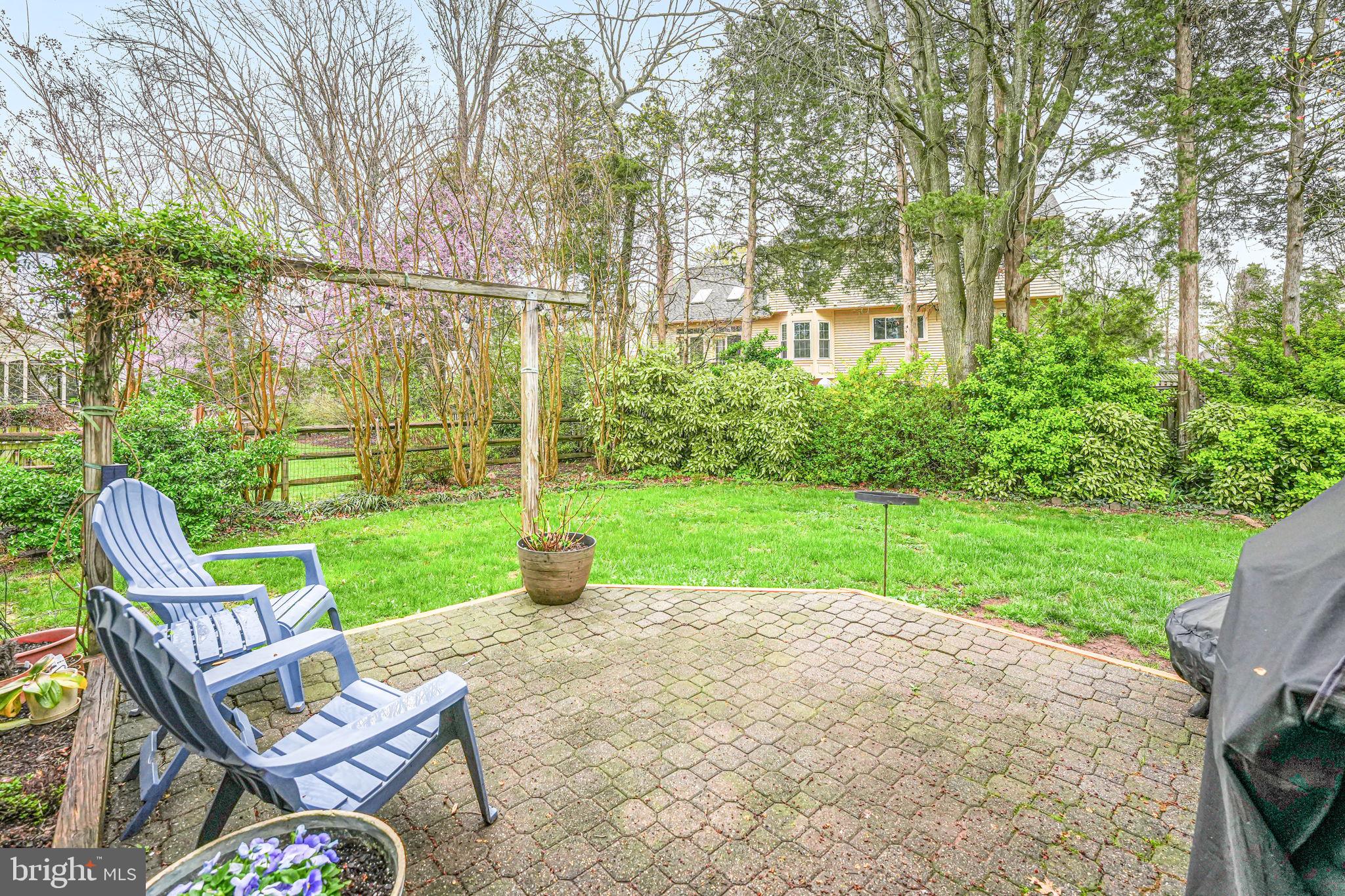 5215 Belle Plains Dr