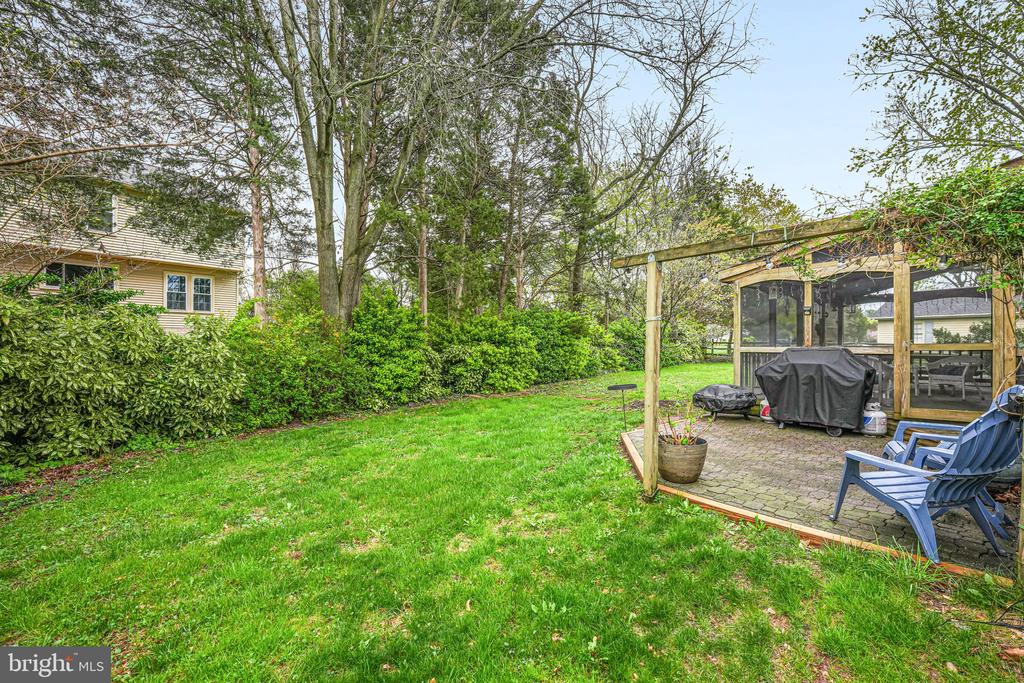 5215 Belle Plains Dr