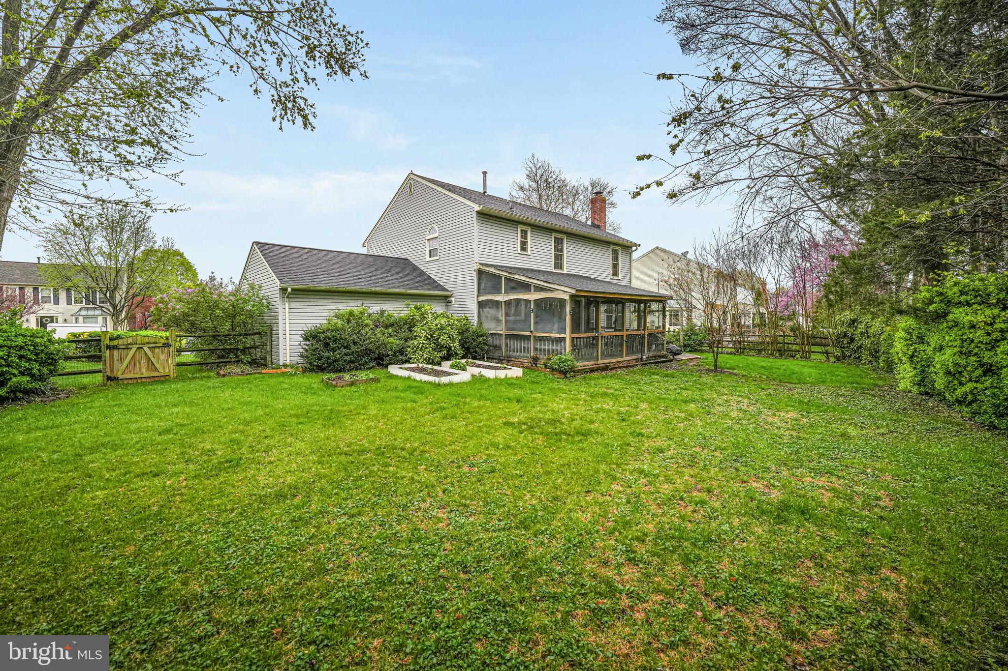5215 Belle Plains Dr