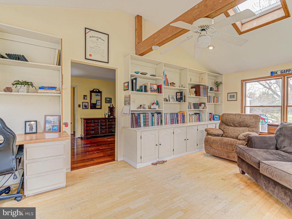 801 Mosby Hollow Dr