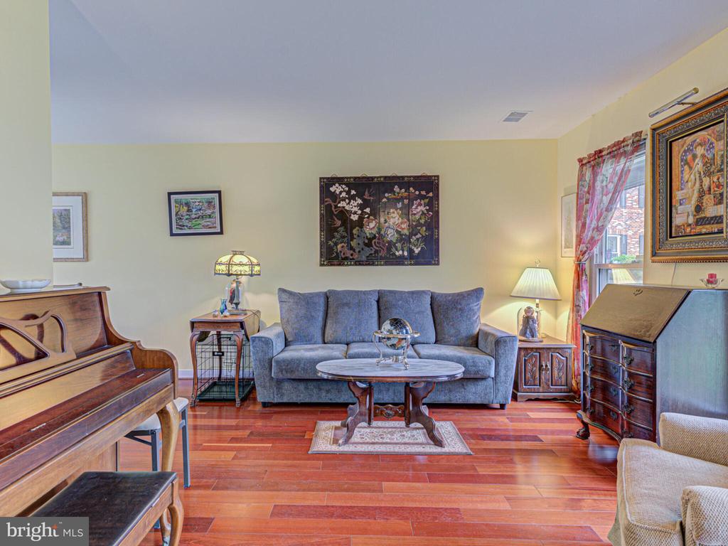 801 Mosby Hollow Dr
