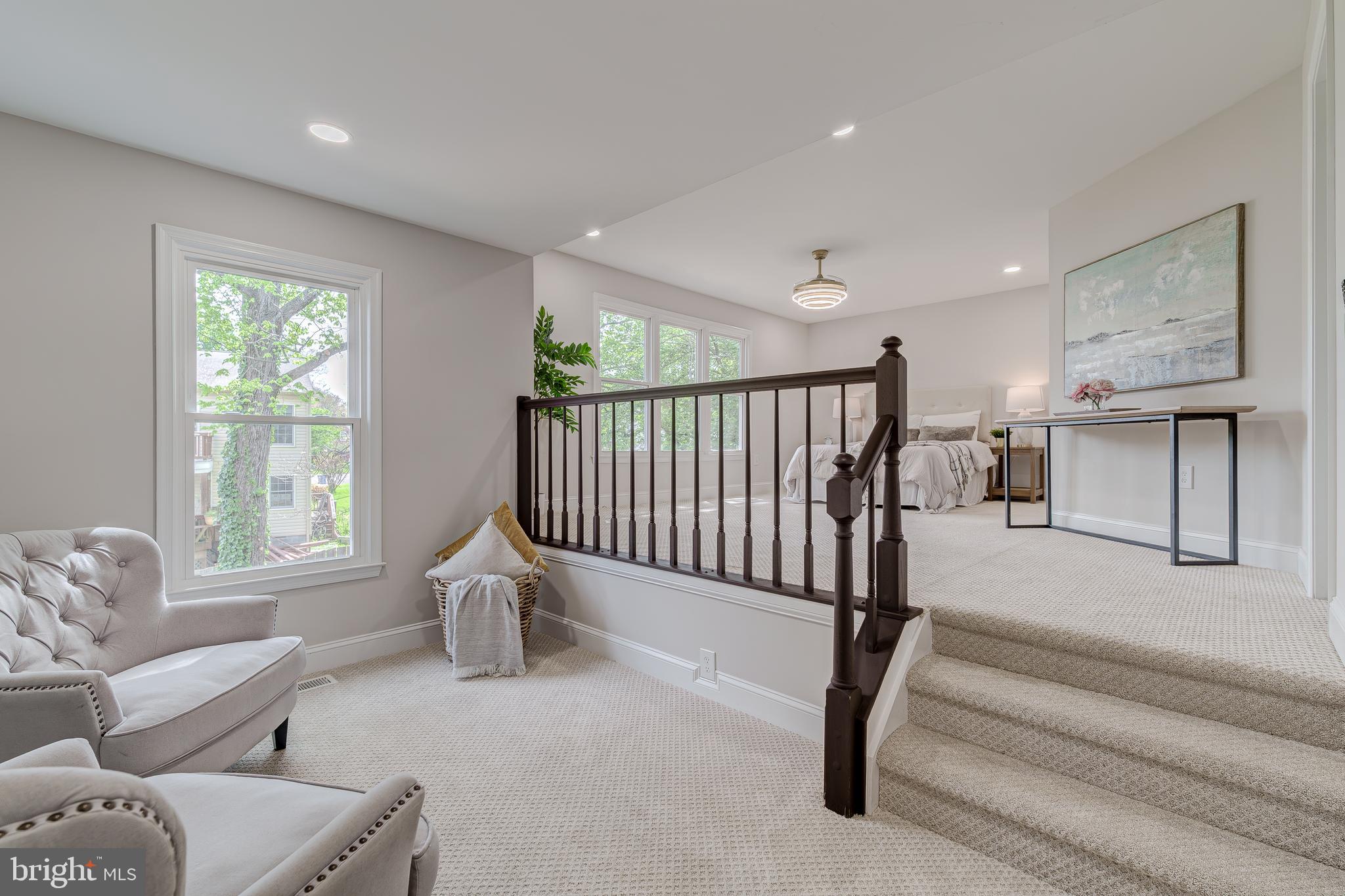 5275 Dunleigh Dr