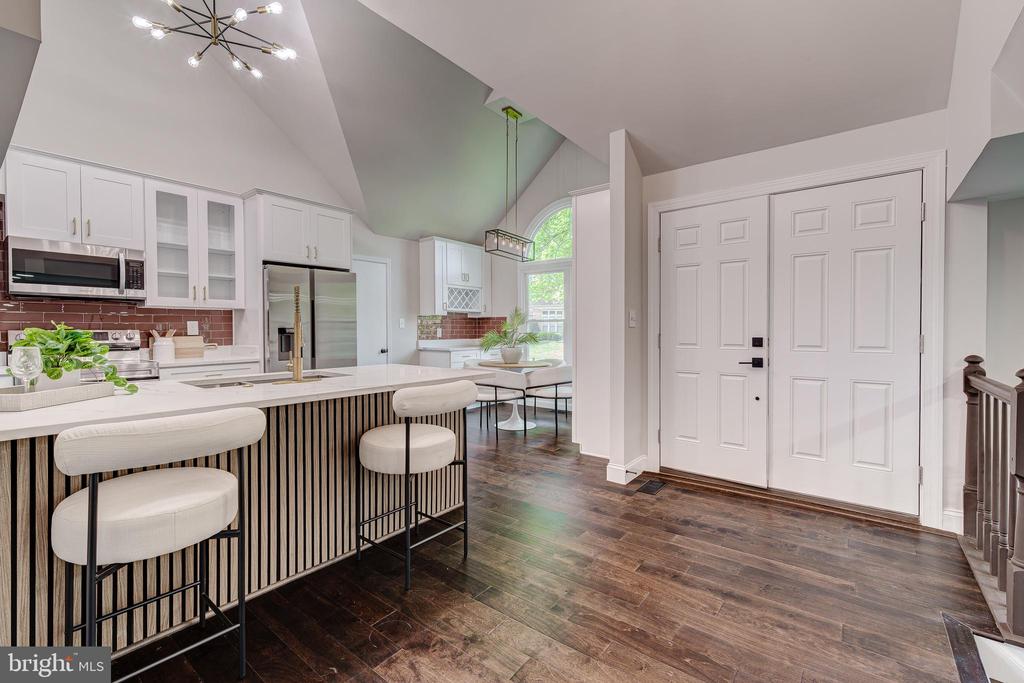 5275 Dunleigh Dr