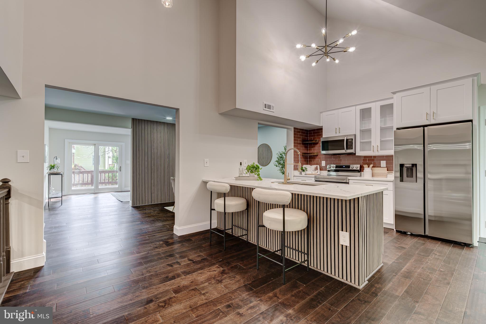 5275 Dunleigh Dr
