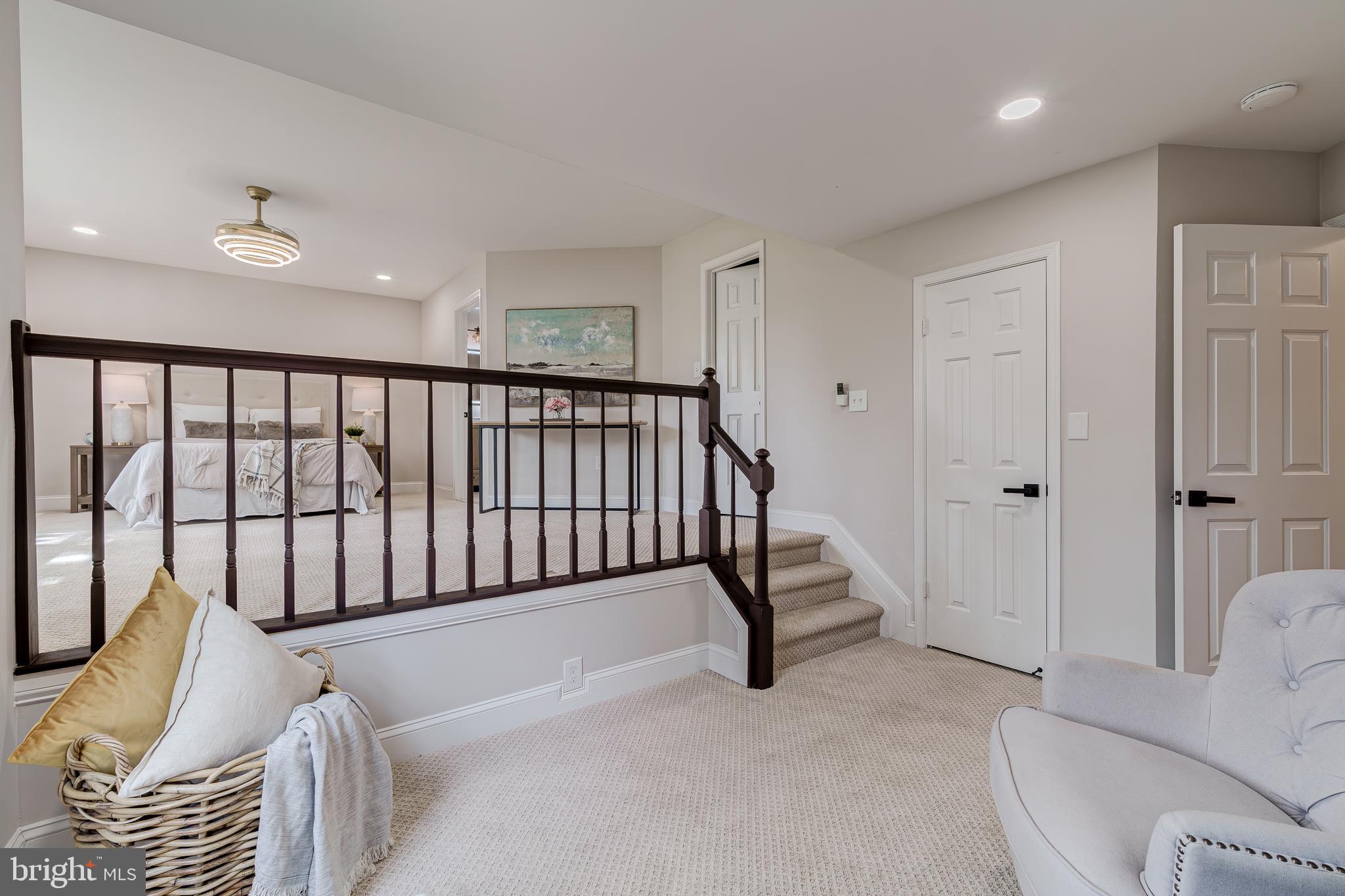5275 Dunleigh Dr