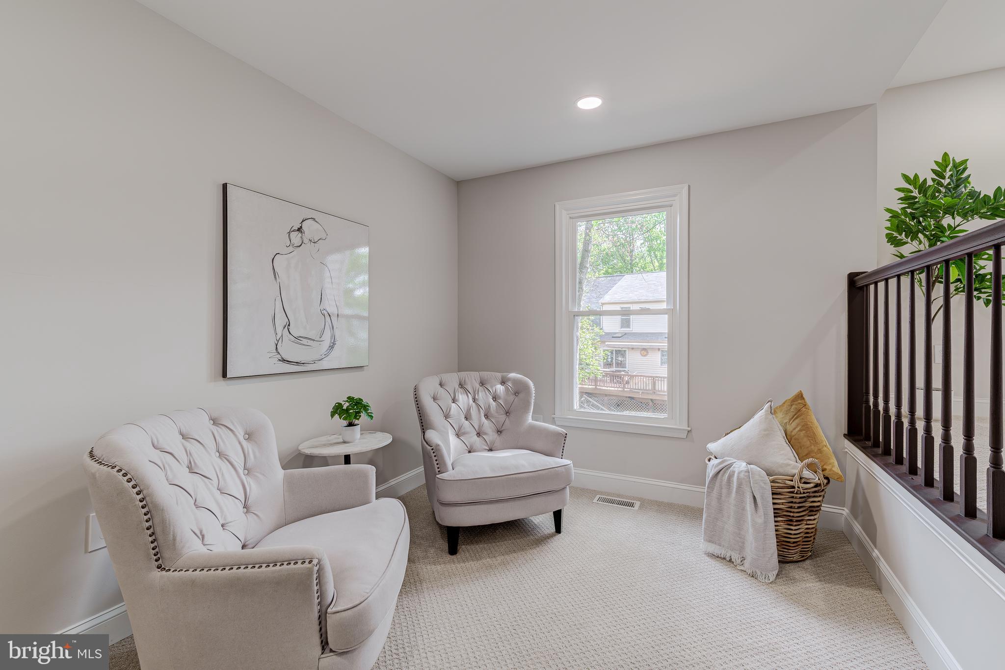 5275 Dunleigh Dr
