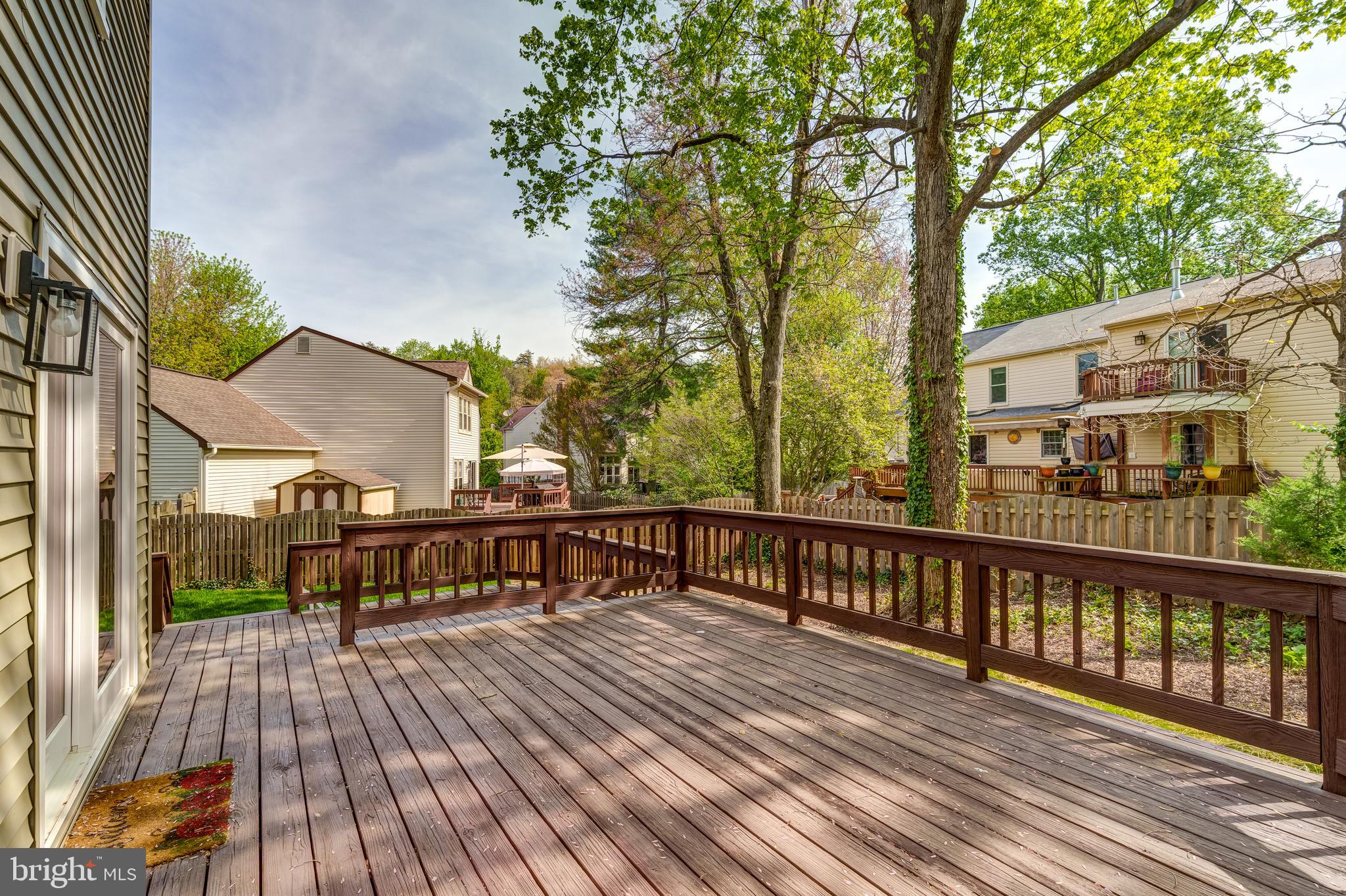 5275 Dunleigh Dr
