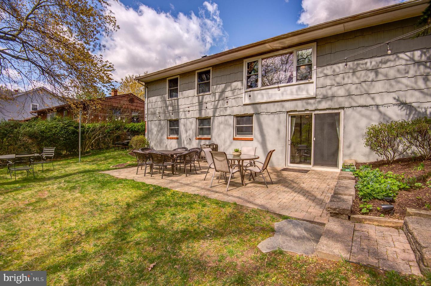 111 Casmar St SE