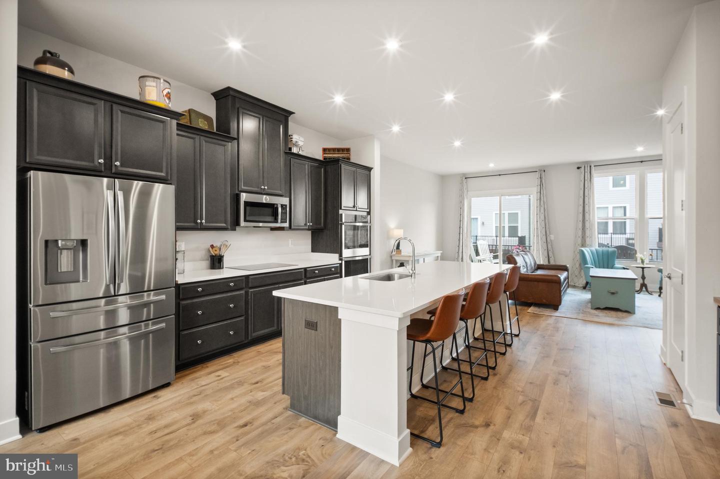 2495 Liberty Loop