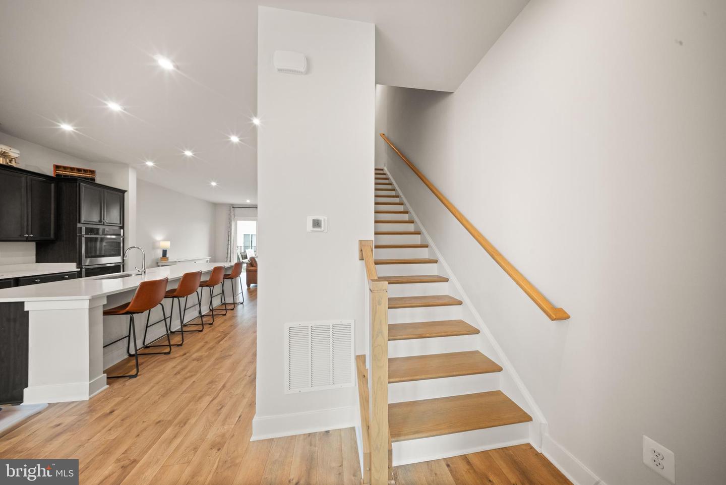 2495 Liberty Loop