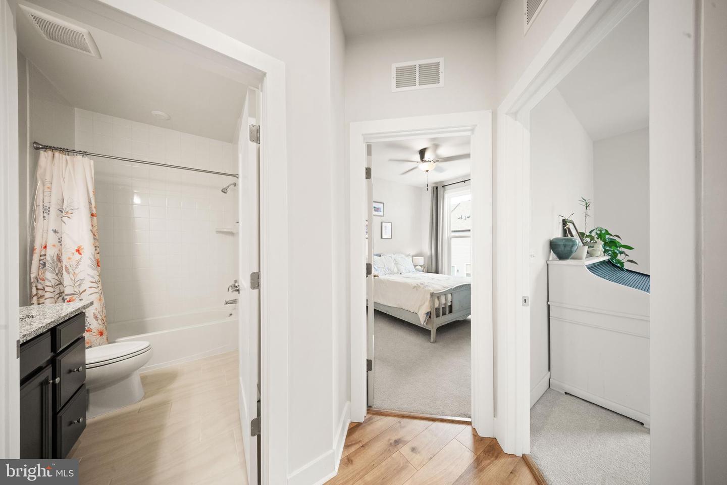 2495 Liberty Loop