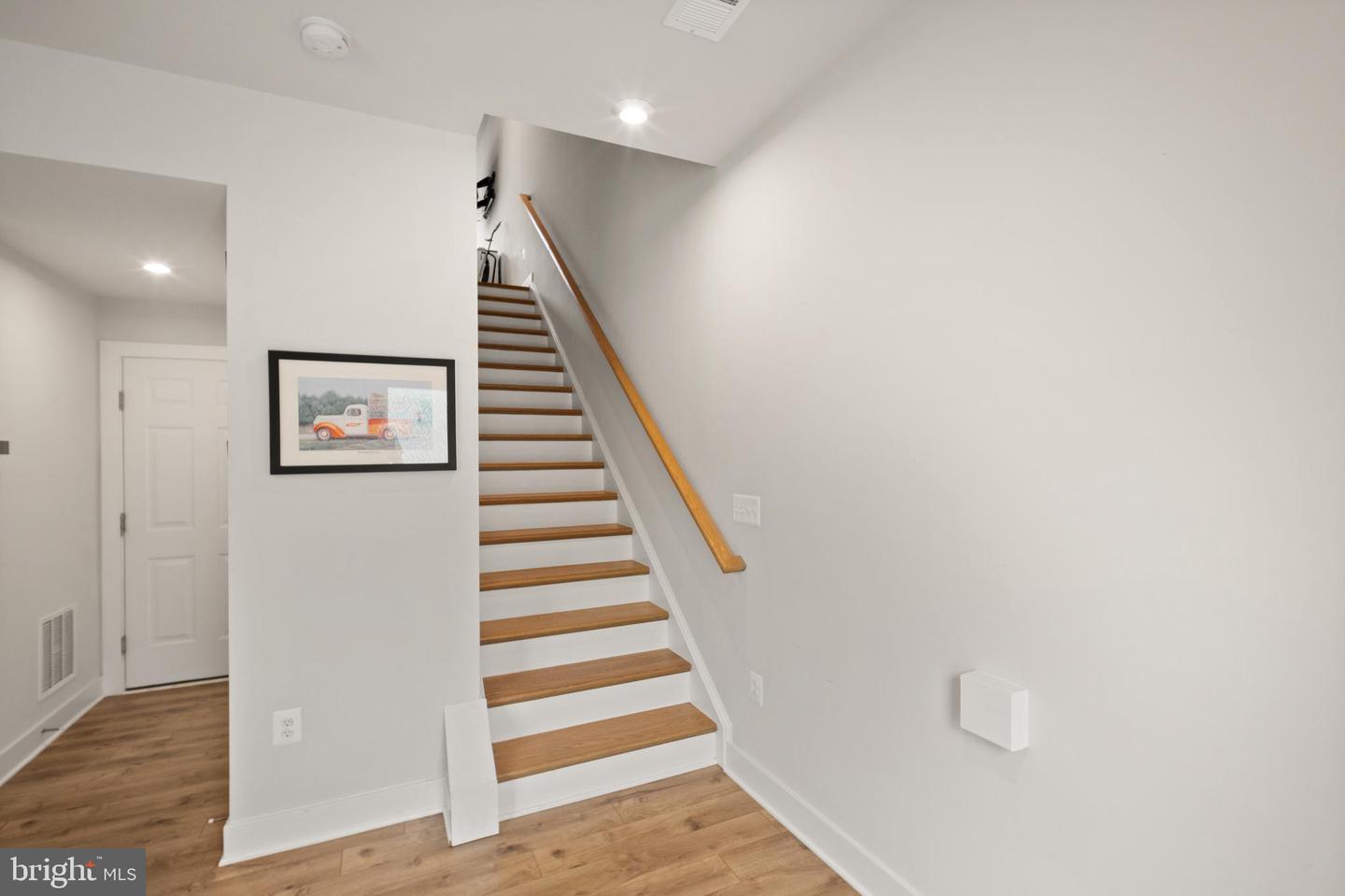 2495 Liberty Loop