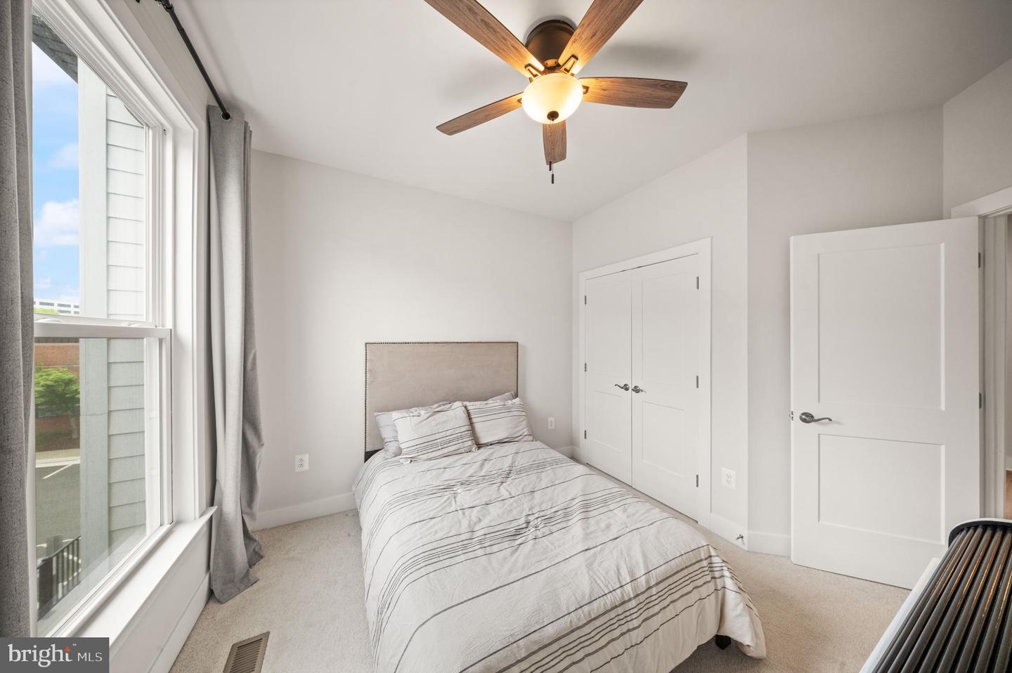 2495 Liberty Loop