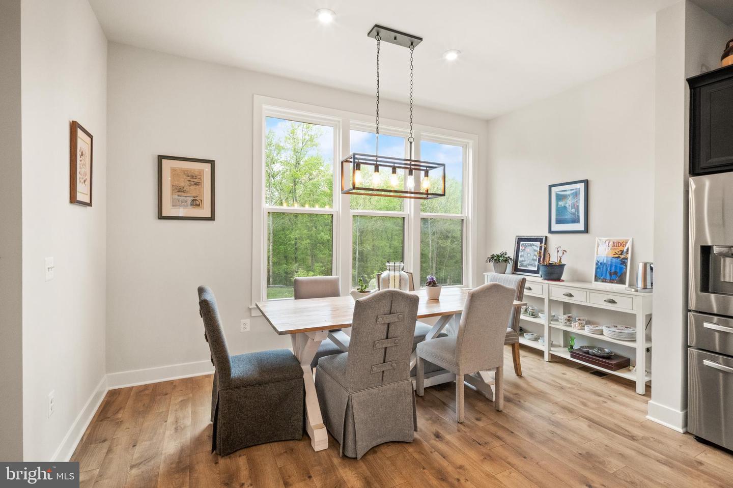2495 Liberty Loop