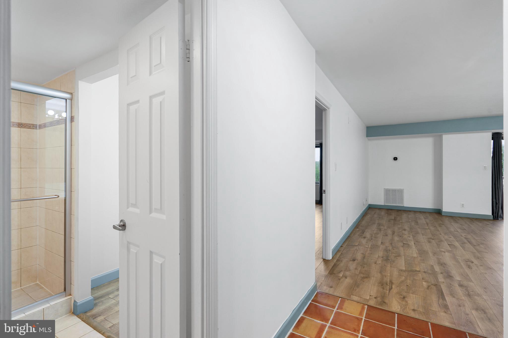 3800 Powell Ln #703