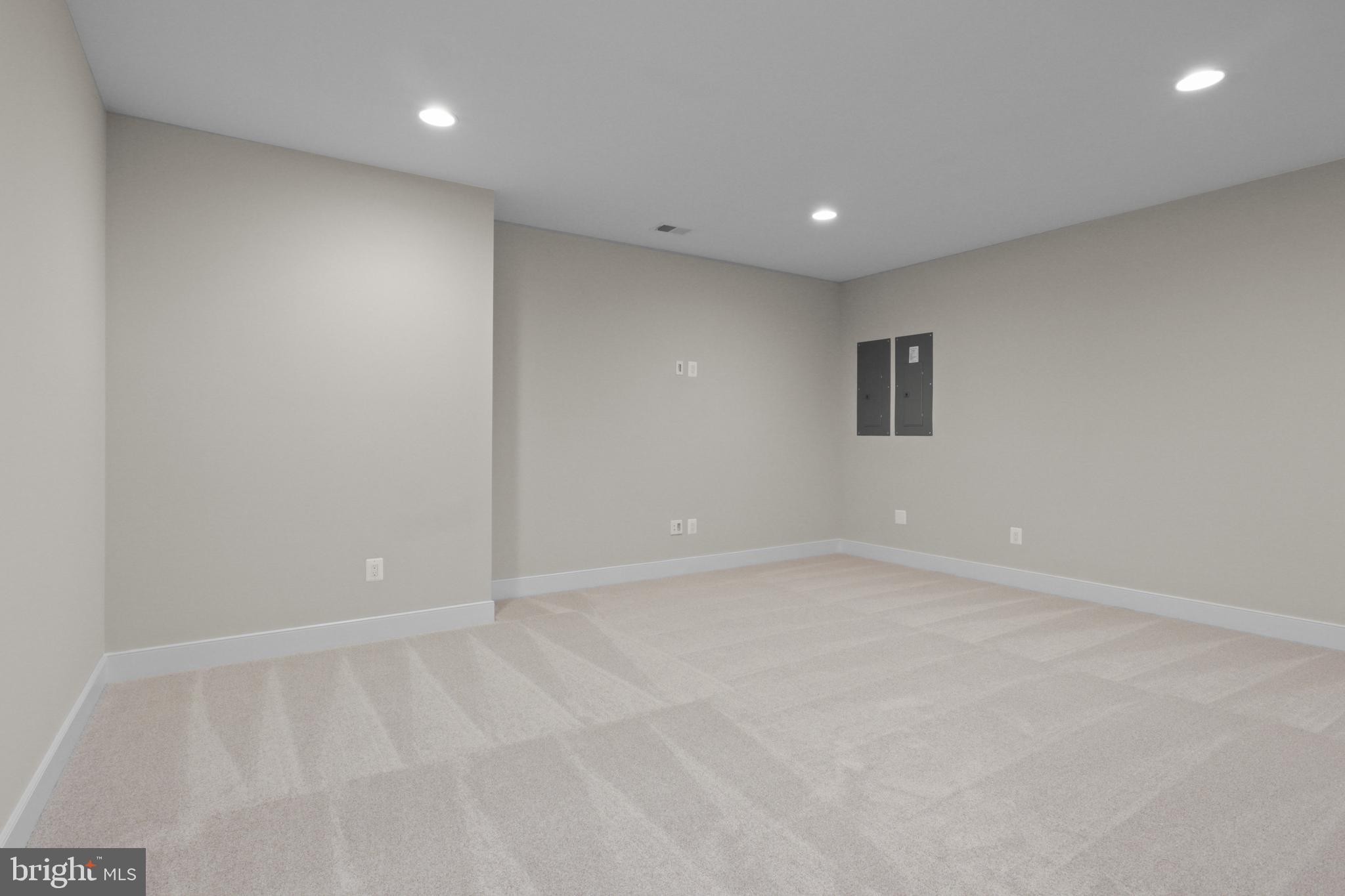 9437 Old Courthouse Rd