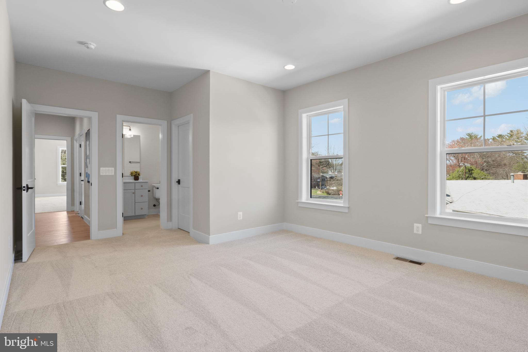 9437 Old Courthouse Rd