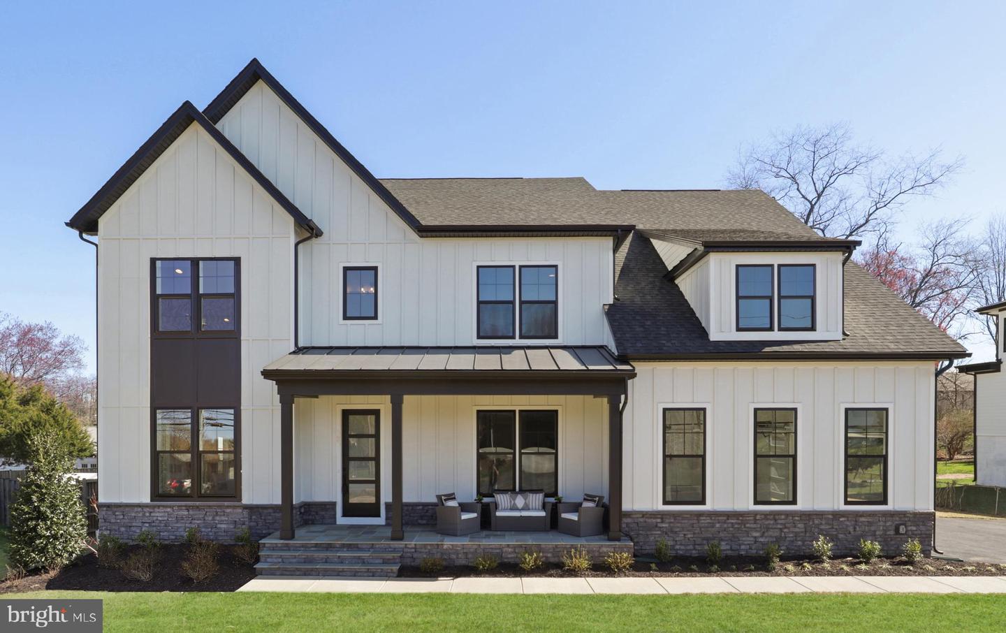 9437 Old Courthouse Rd