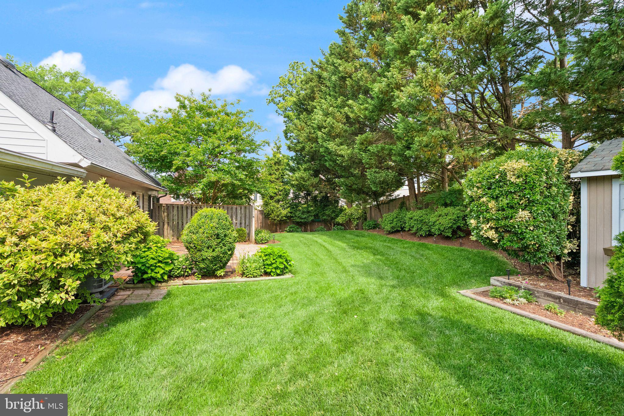 13120 Pennypacker Ln