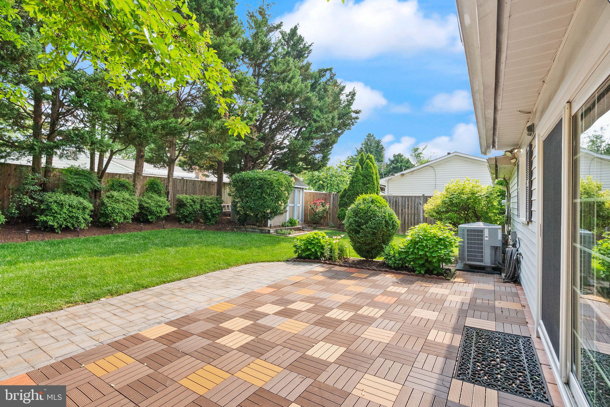 13120 Pennypacker Ln