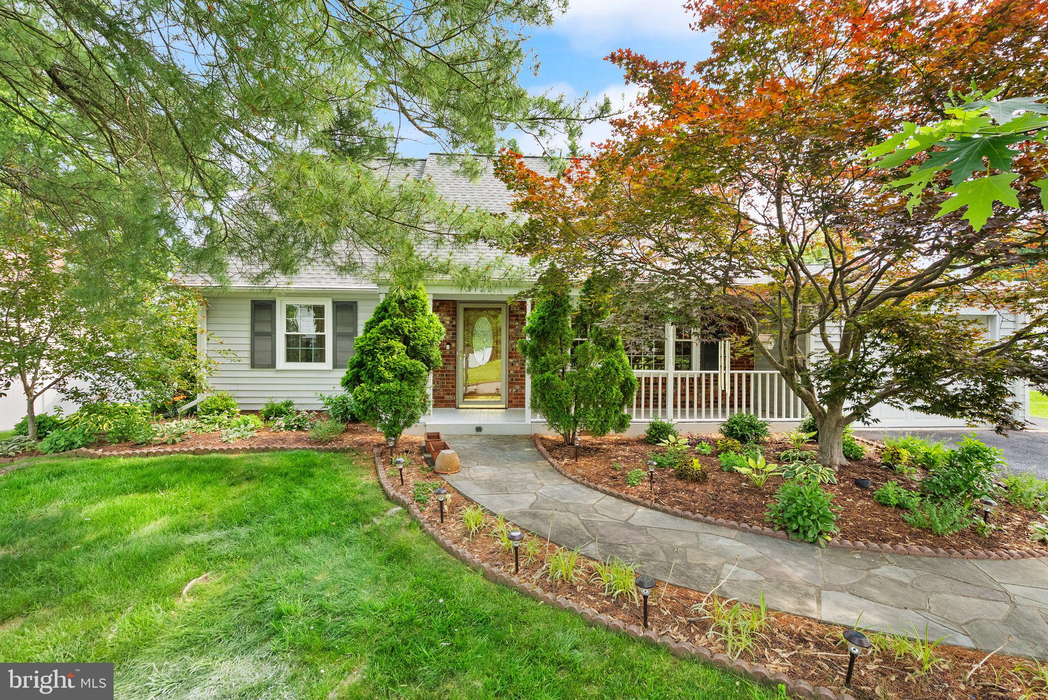 13120 Pennypacker Ln