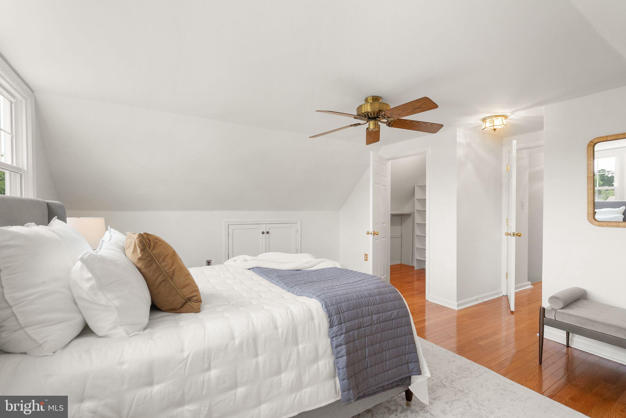 13120 Pennypacker Ln