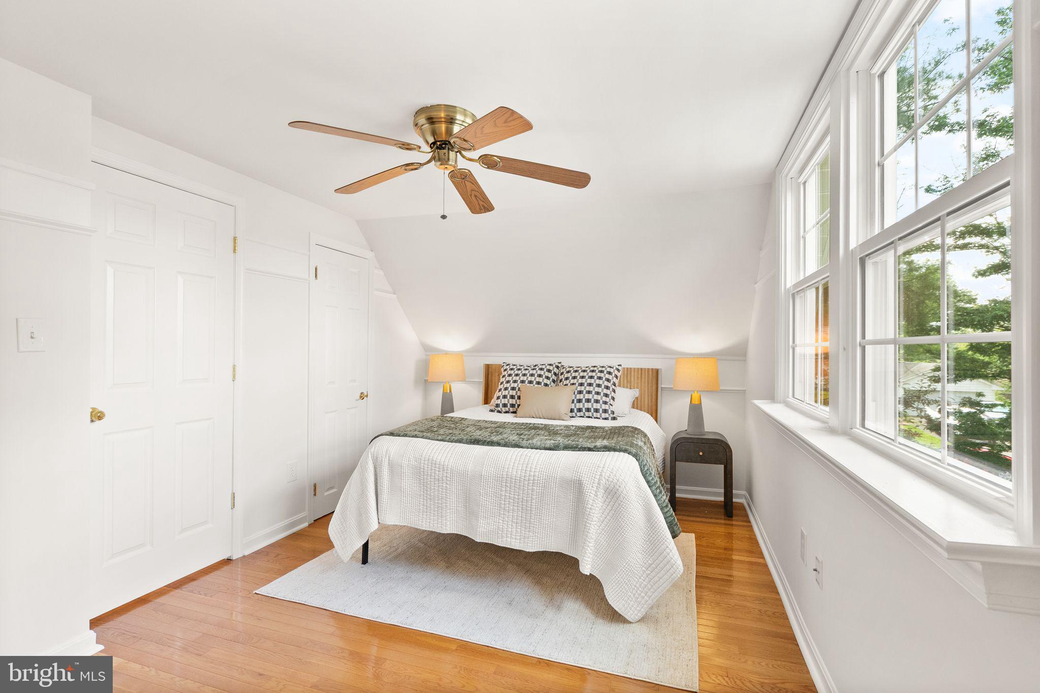 13120 Pennypacker Ln