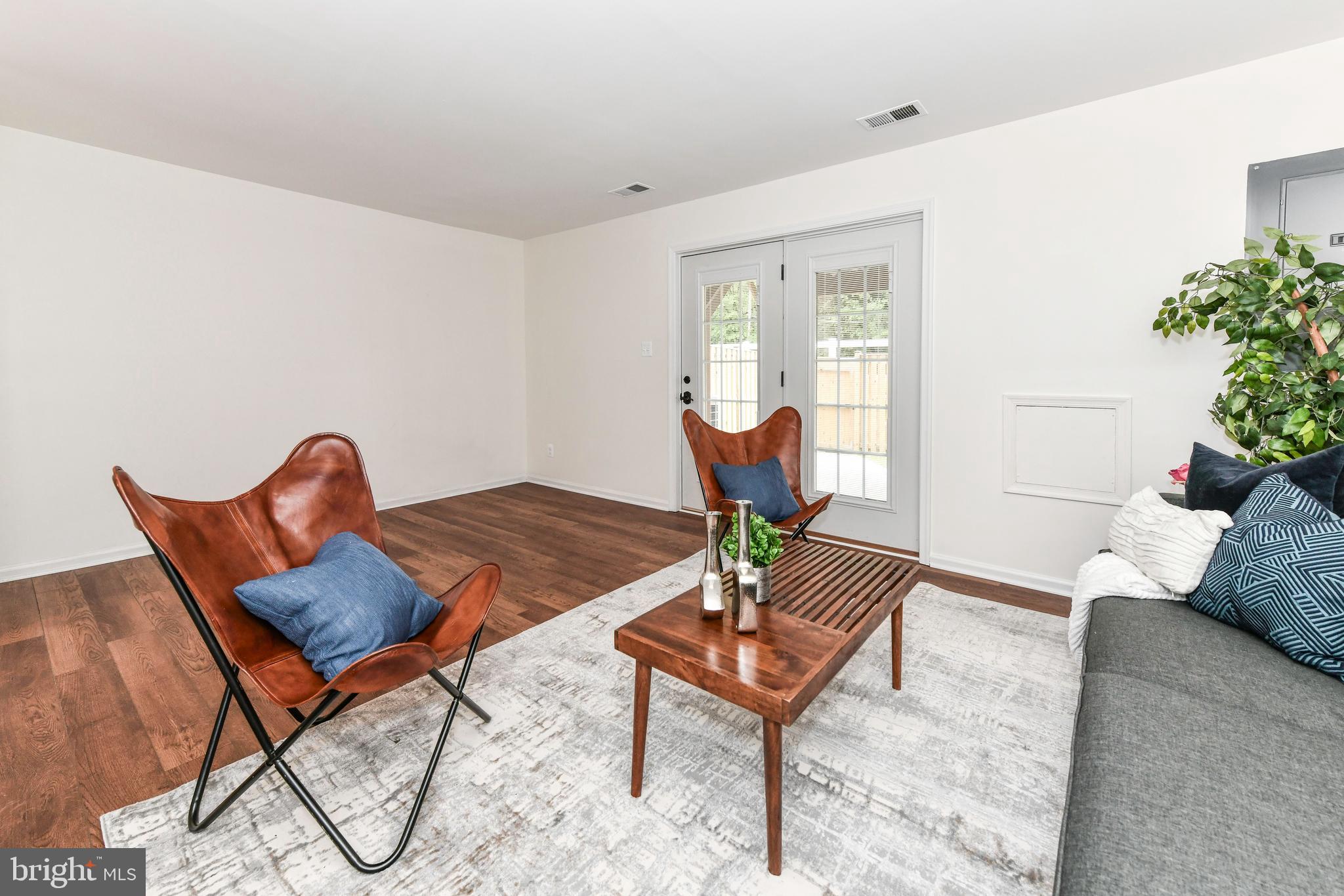 9644 Sutton Green Ct