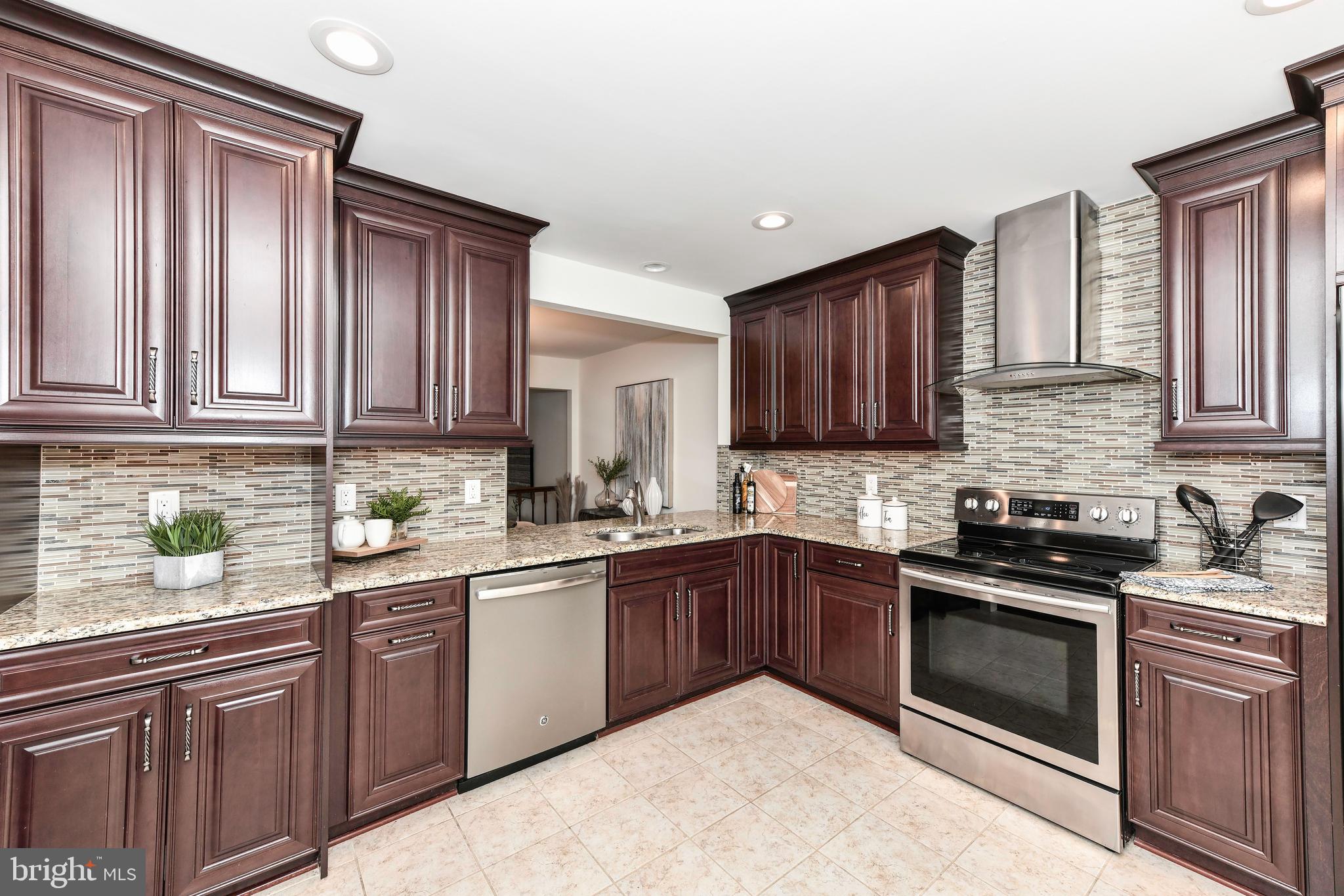 9644 Sutton Green Ct